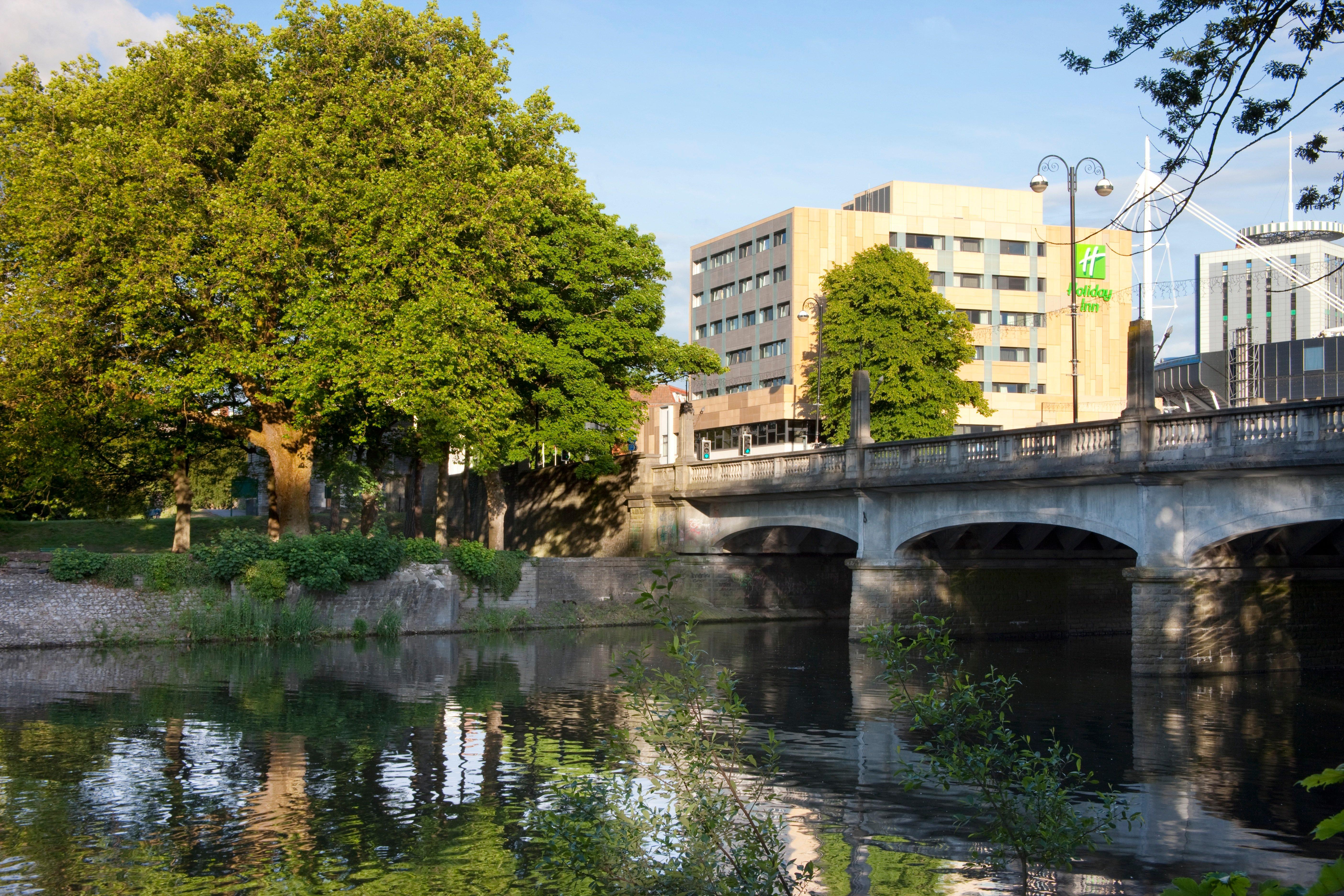 Holiday Inn Cardiff City By Ihg Екстер'єр фото