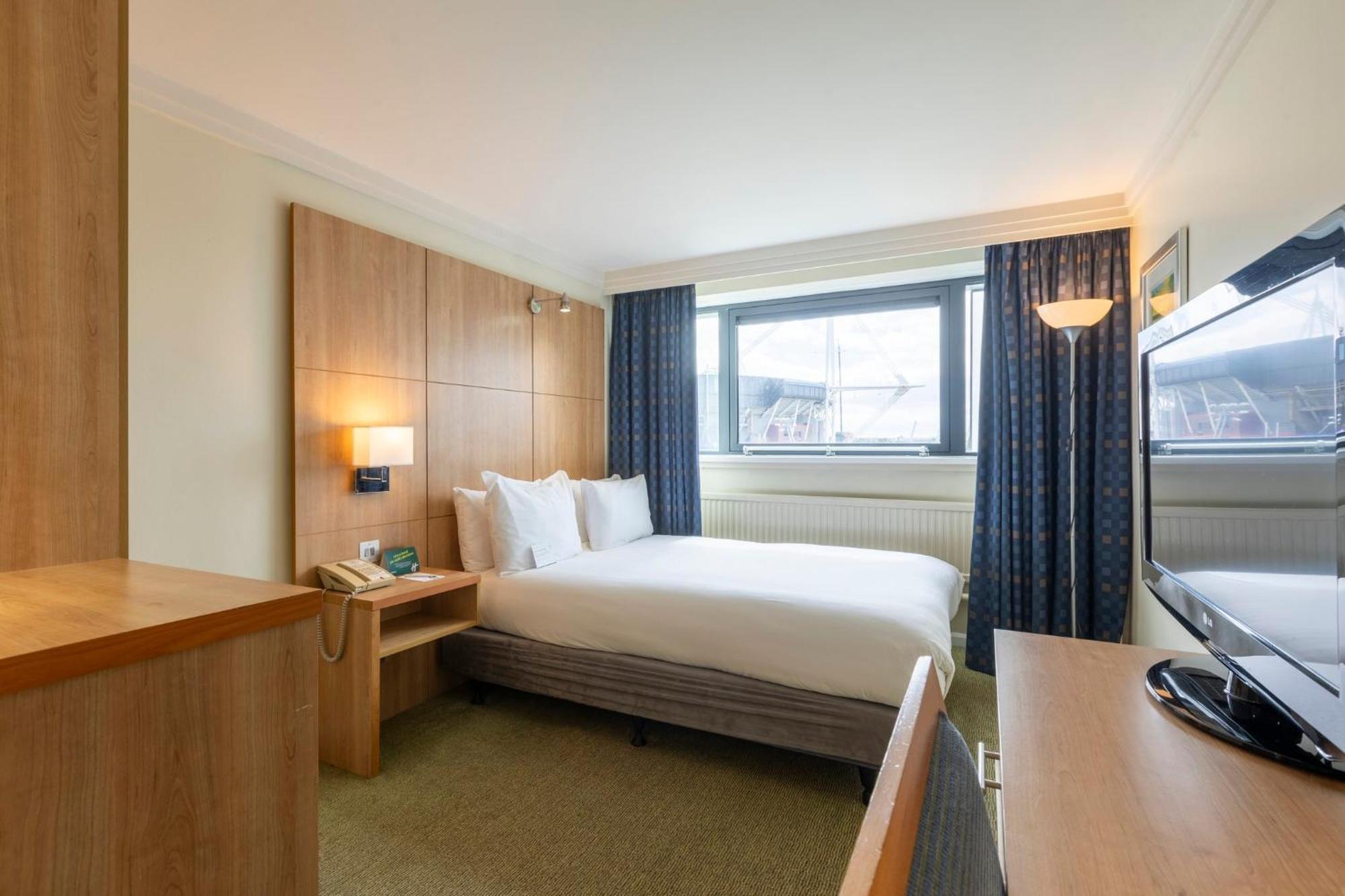 Holiday Inn Cardiff City By Ihg Екстер'єр фото