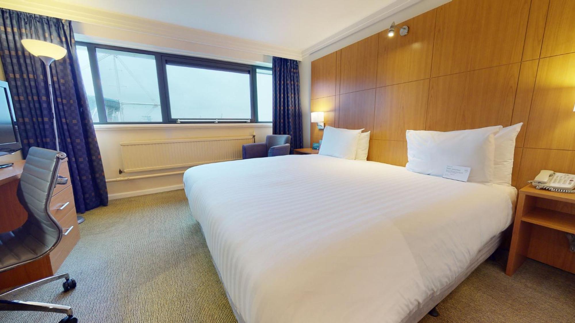 Holiday Inn Cardiff City By Ihg Екстер'єр фото