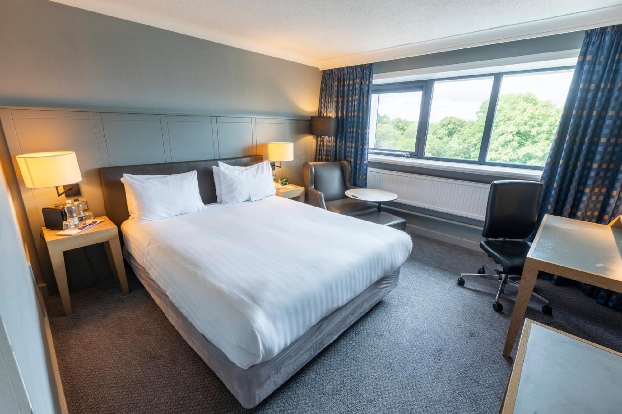 Holiday Inn Cardiff City By Ihg Екстер'єр фото