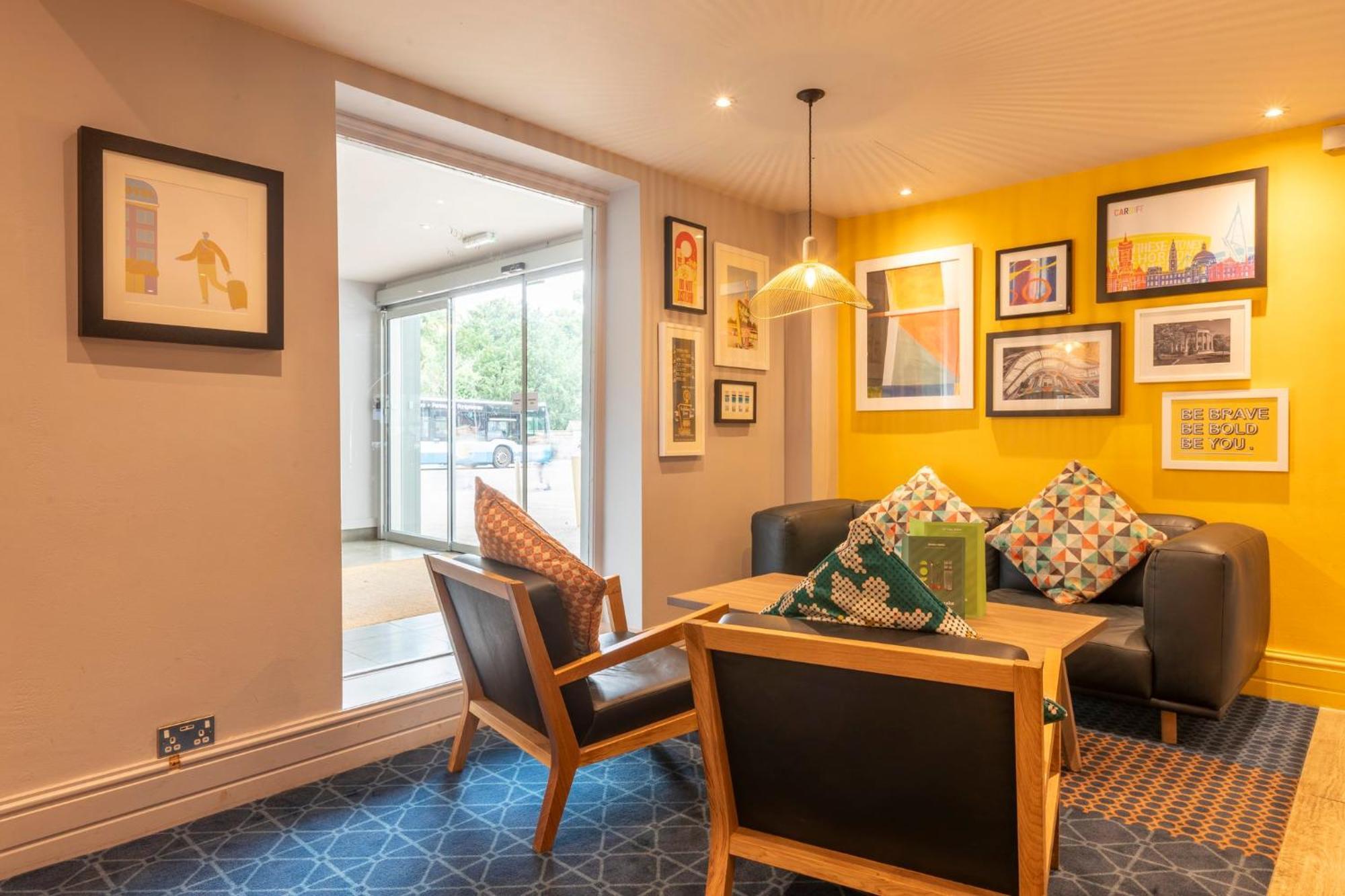 Holiday Inn Cardiff City By Ihg Екстер'єр фото