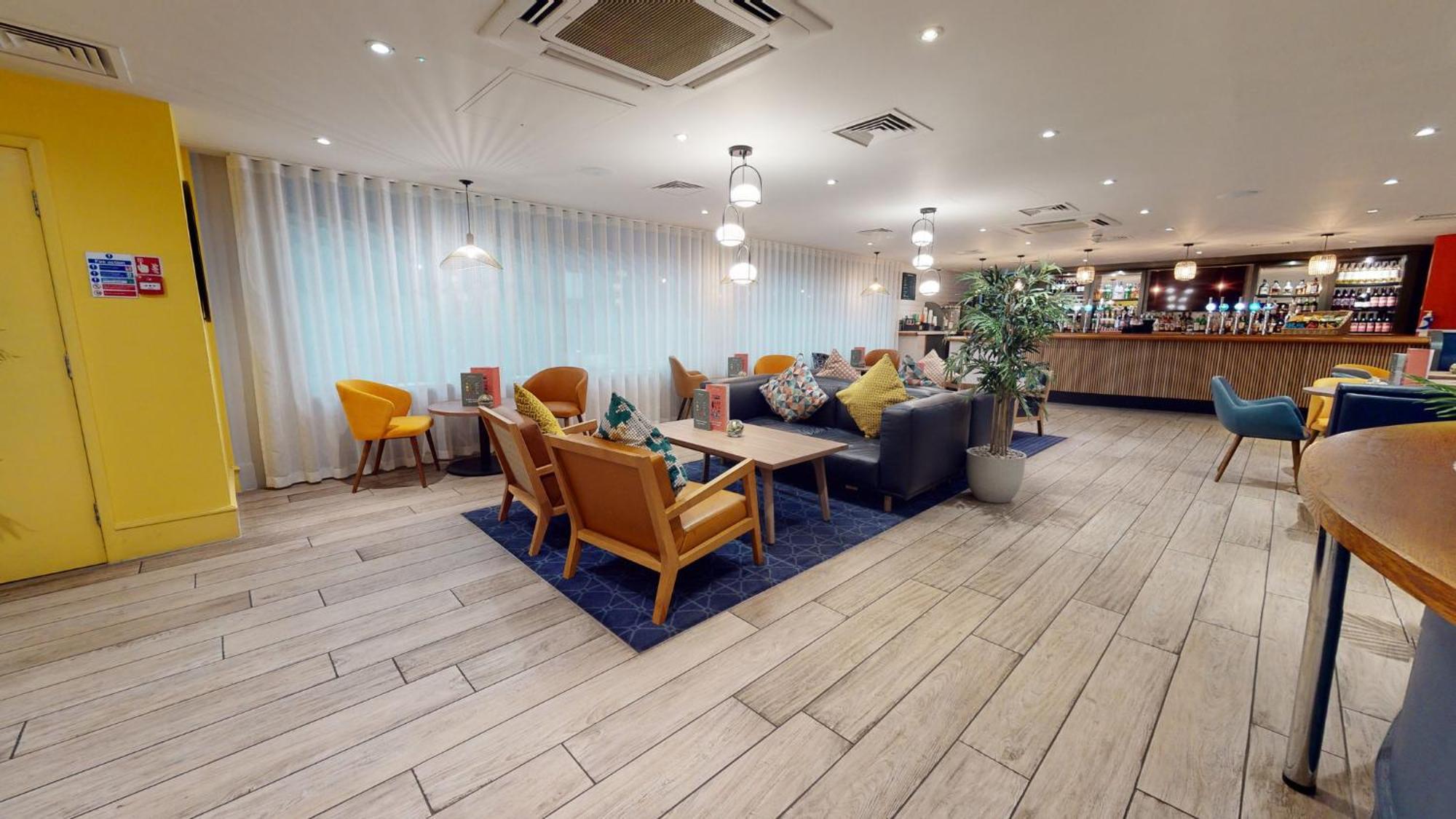 Holiday Inn Cardiff City By Ihg Екстер'єр фото