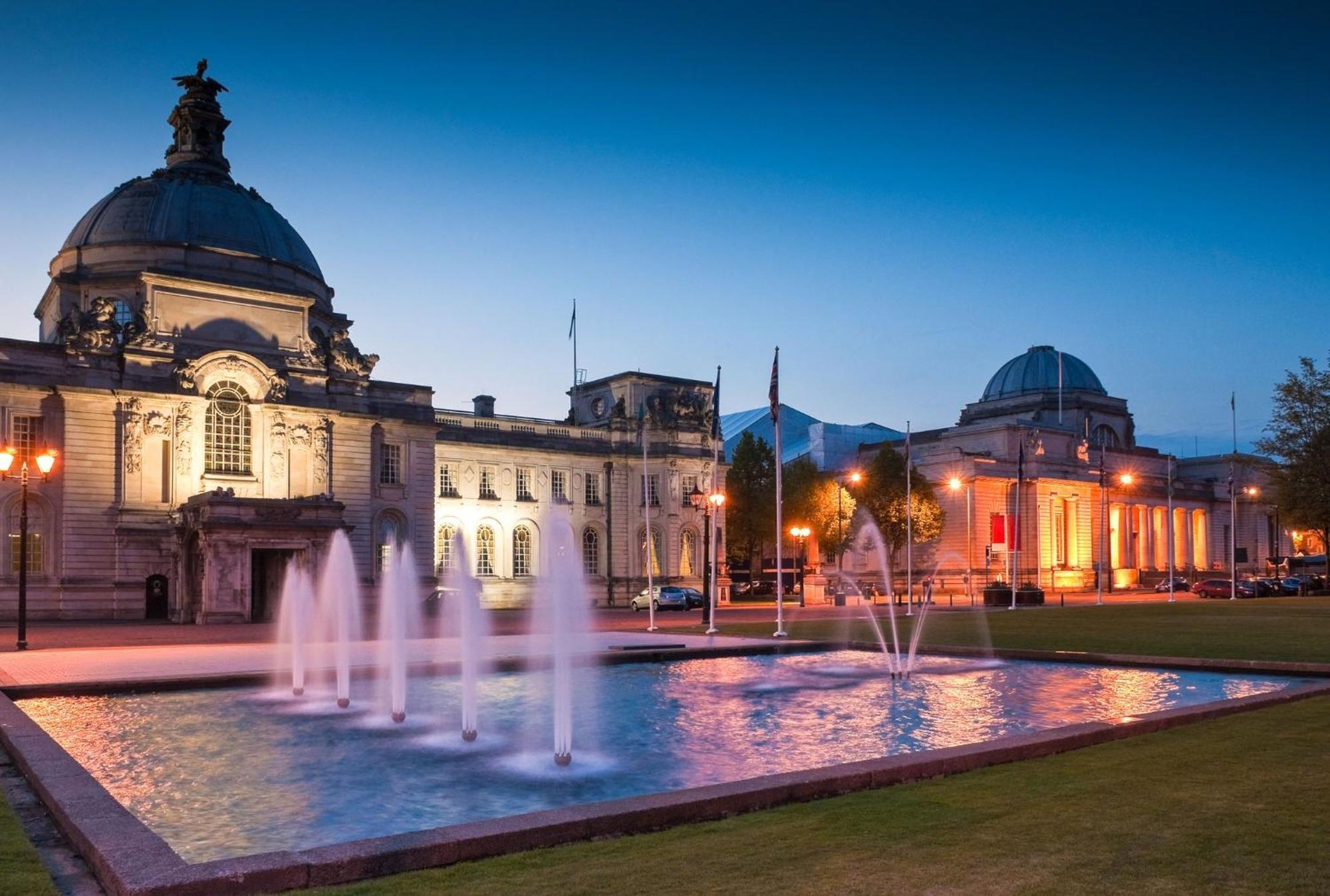Holiday Inn Cardiff City By Ihg Екстер'єр фото