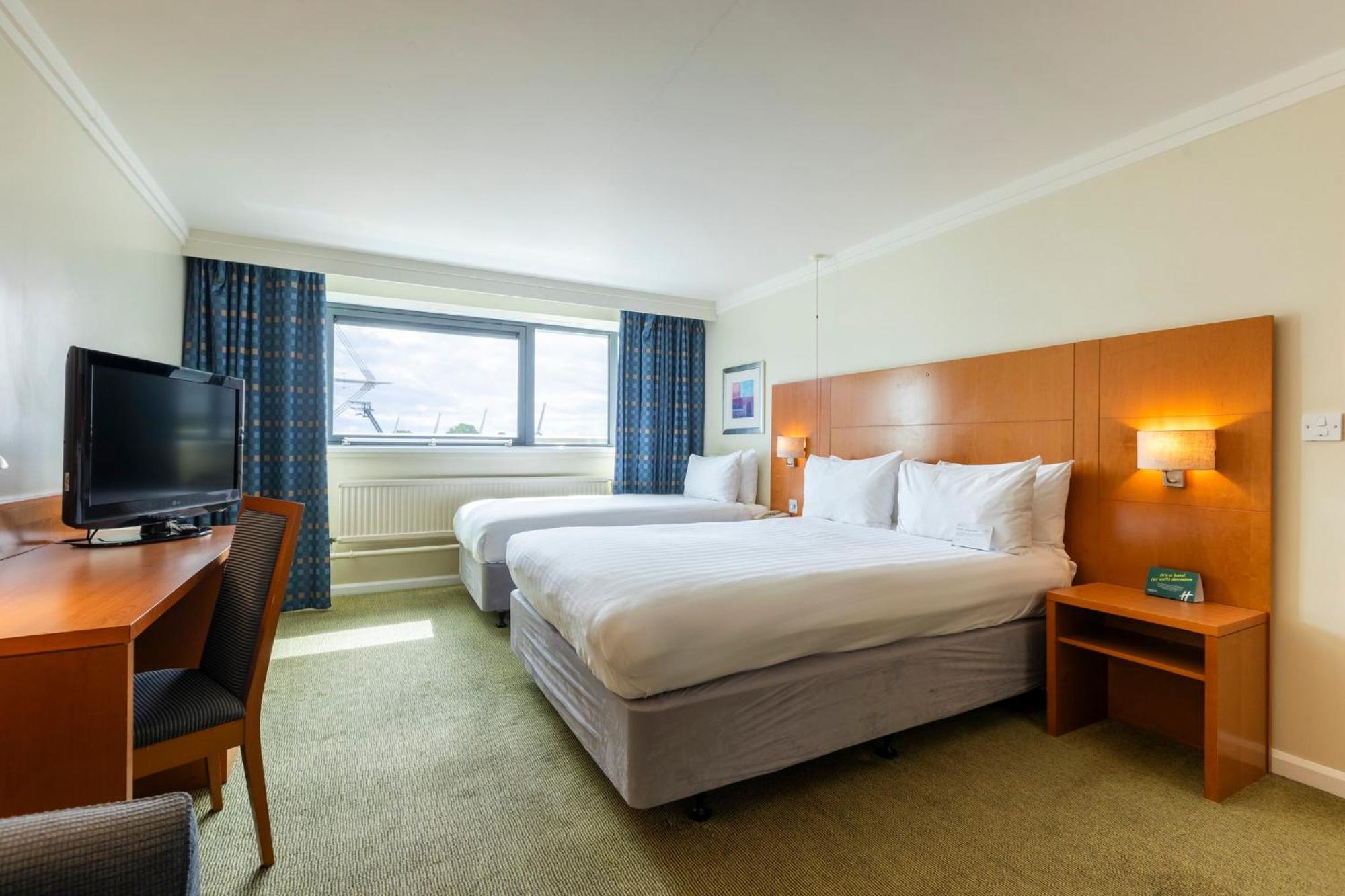 Holiday Inn Cardiff City By Ihg Екстер'єр фото