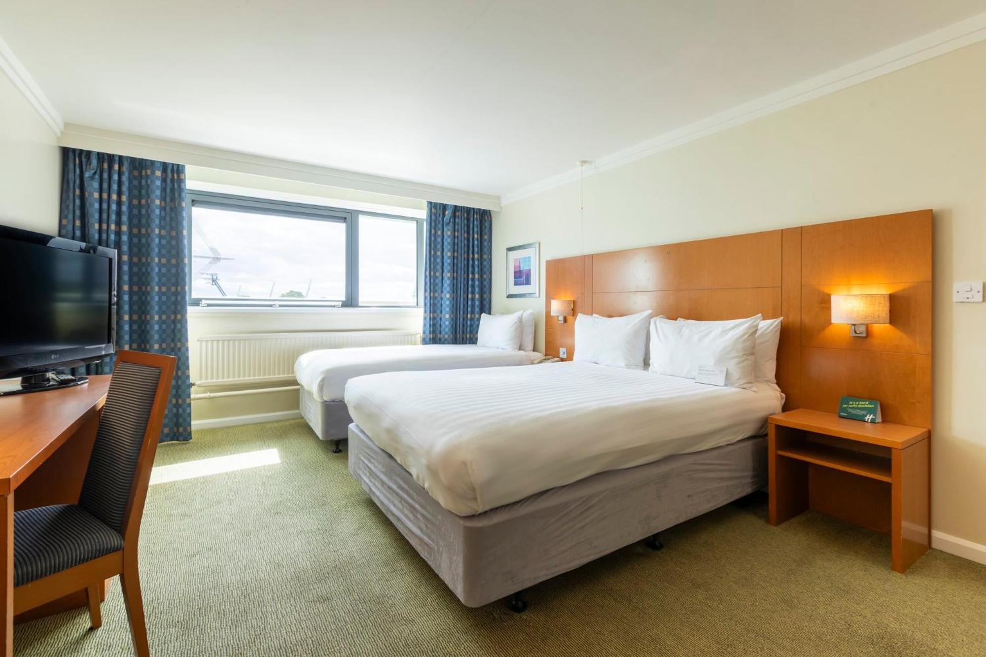 Holiday Inn Cardiff City By Ihg Екстер'єр фото